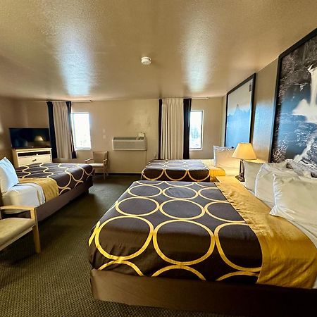 ซูเปอร์ 8 บาย วินด์แฮม มอสโคว์ Motel ภายนอก รูปภาพ