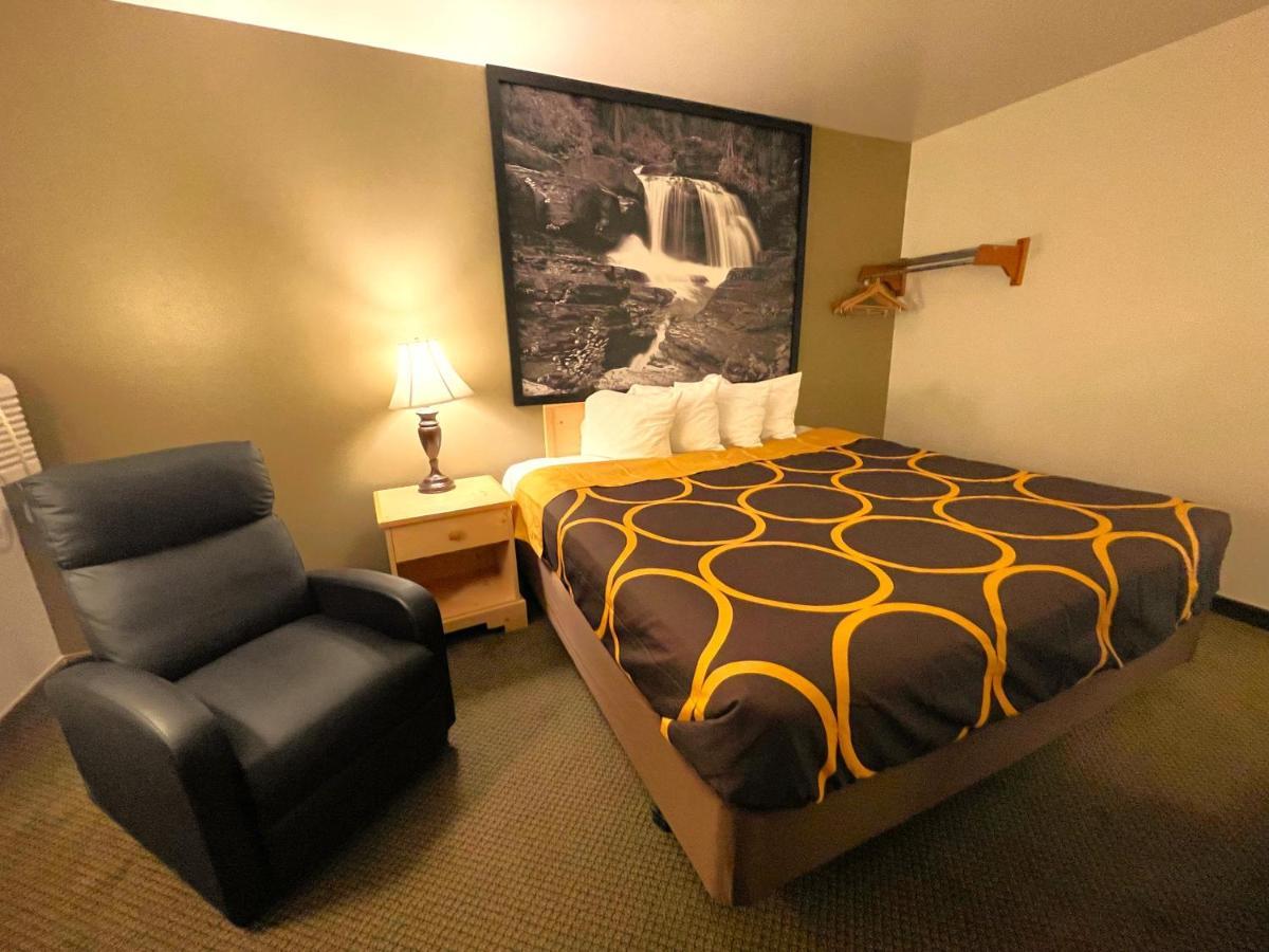 ซูเปอร์ 8 บาย วินด์แฮม มอสโคว์ Motel ภายนอก รูปภาพ