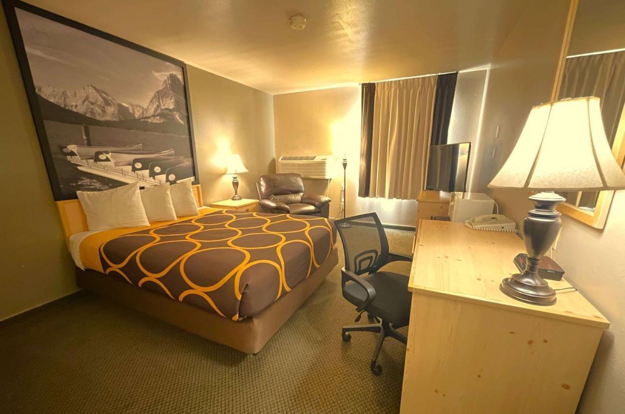 ซูเปอร์ 8 บาย วินด์แฮม มอสโคว์ Motel ภายนอก รูปภาพ